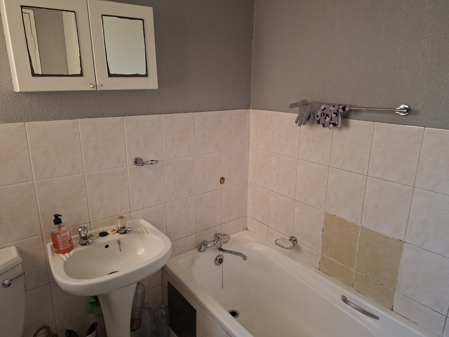 To Let 3 Bedroom Property for Rent in Winchester Hills Gauteng