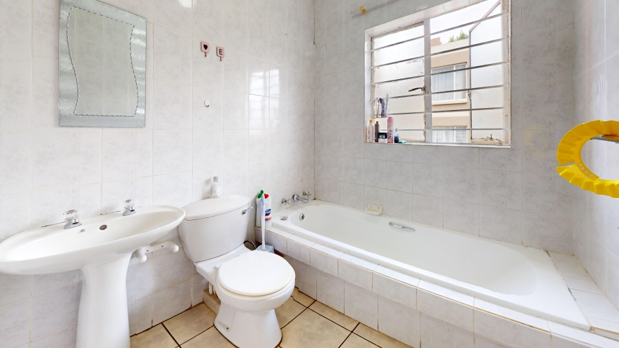 3 Bedroom Property for Sale in Primrose Gauteng