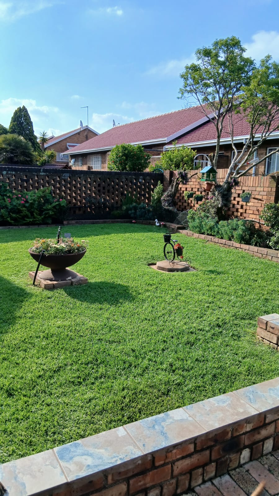 3 Bedroom Property for Sale in Barvallen Gauteng