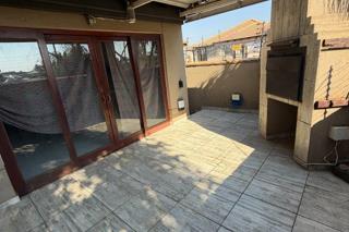 2 Bedroom Property for Sale in Montana Park Gauteng