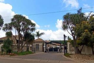 2 Bedroom Property for Sale in Montana Park Gauteng