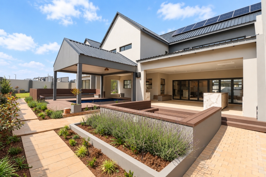 6 Bedroom Property for Sale in Midstream Estate Gauteng