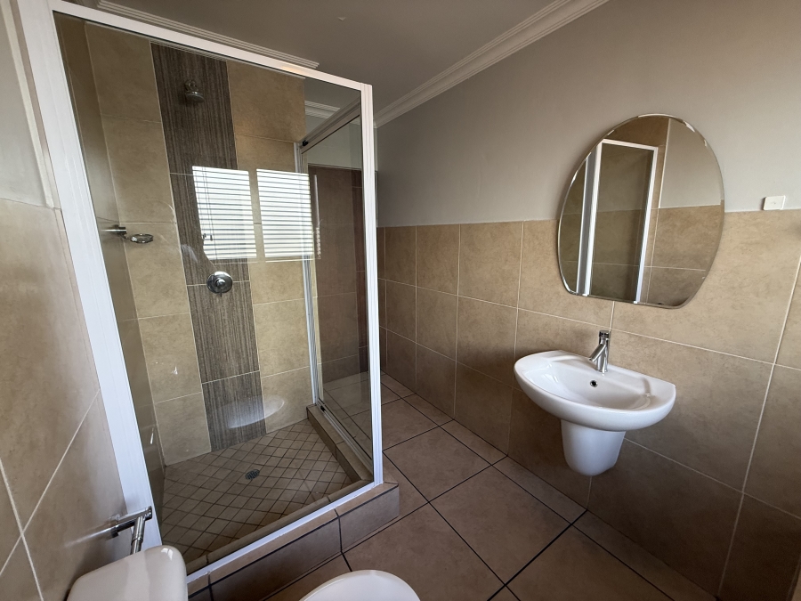 To Let 3 Bedroom Property for Rent in Heritage Hill Gauteng