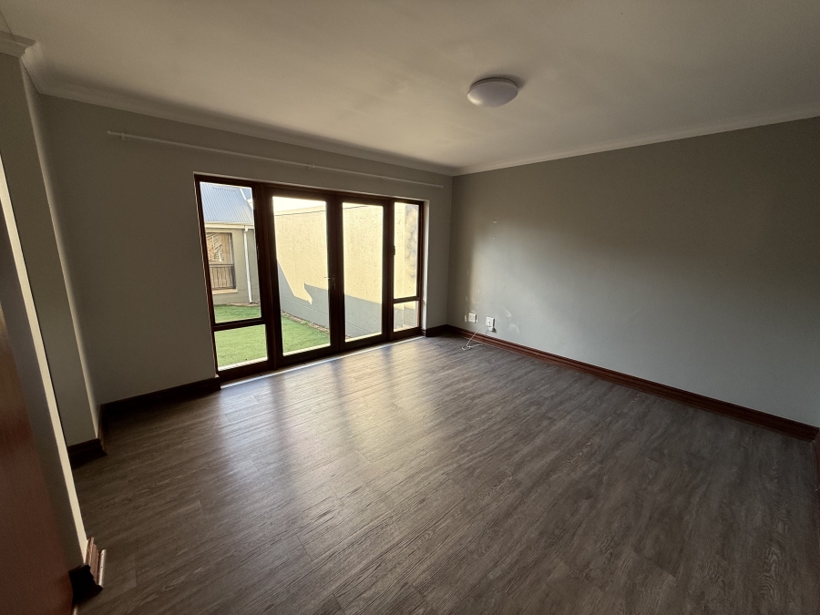To Let 3 Bedroom Property for Rent in Heritage Hill Gauteng