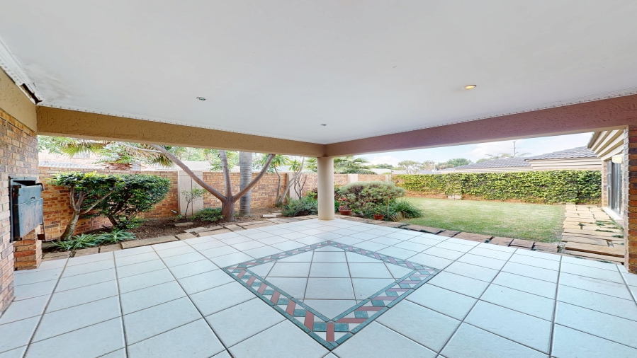3 Bedroom Property for Sale in Beyers Park Gauteng