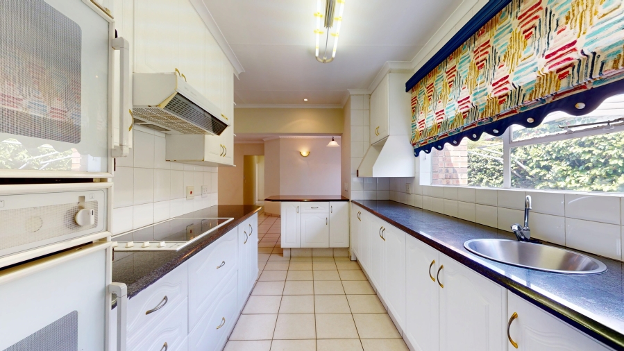 3 Bedroom Property for Sale in Beyers Park Gauteng