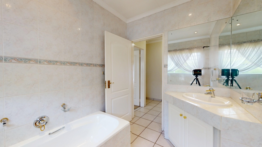3 Bedroom Property for Sale in Beyers Park Gauteng
