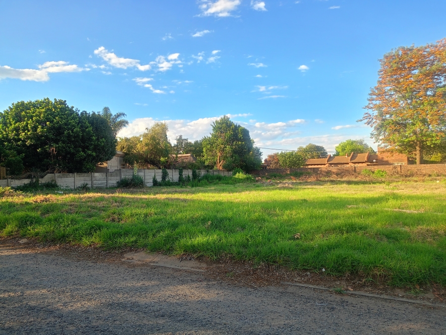 0 Bedroom Property for Sale in Falcon Ridge Gauteng