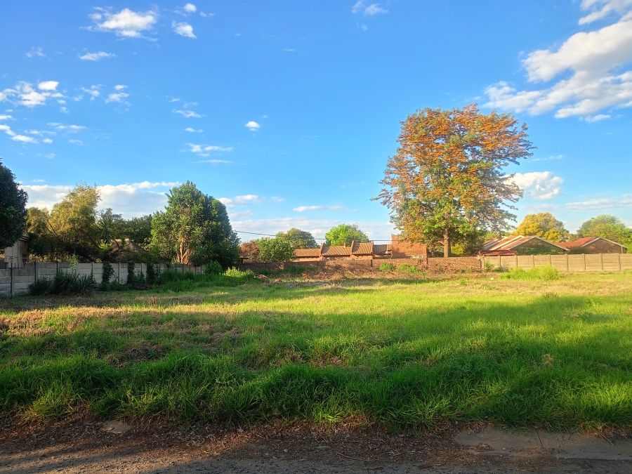 0 Bedroom Property for Sale in Falcon Ridge Gauteng