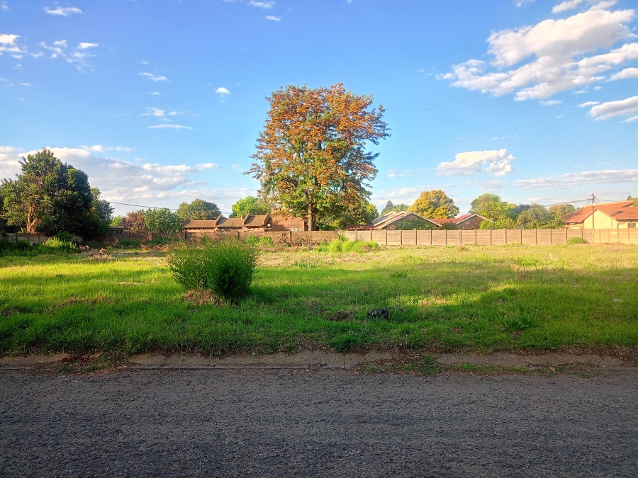 0 Bedroom Property for Sale in Falcon Ridge Gauteng