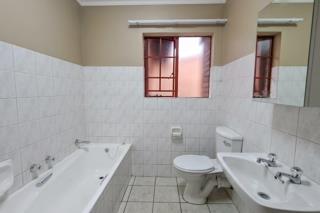 3 Bedroom Property for Sale in Magalieskruin Gauteng