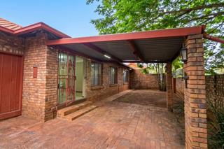 3 Bedroom Property for Sale in Magalieskruin Gauteng