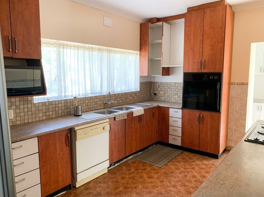 4 Bedroom Property for Sale in Silverton Gauteng