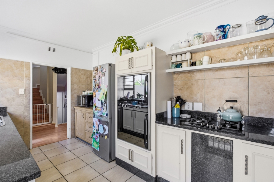 3 Bedroom Property for Sale in Bryanston Gauteng