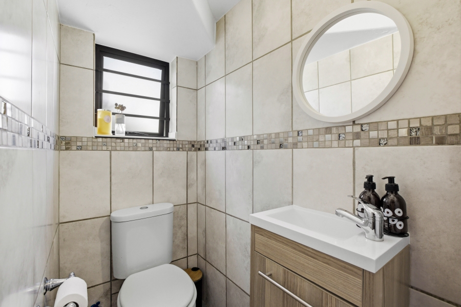 3 Bedroom Property for Sale in Bryanston Gauteng