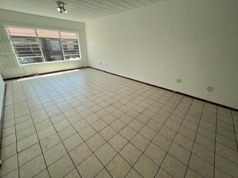 2 Bedroom Property for Sale in New Redruth Gauteng