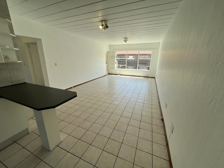 2 Bedroom Property for Sale in New Redruth Gauteng