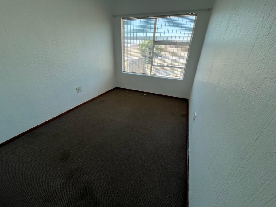 2 Bedroom Property for Sale in New Redruth Gauteng