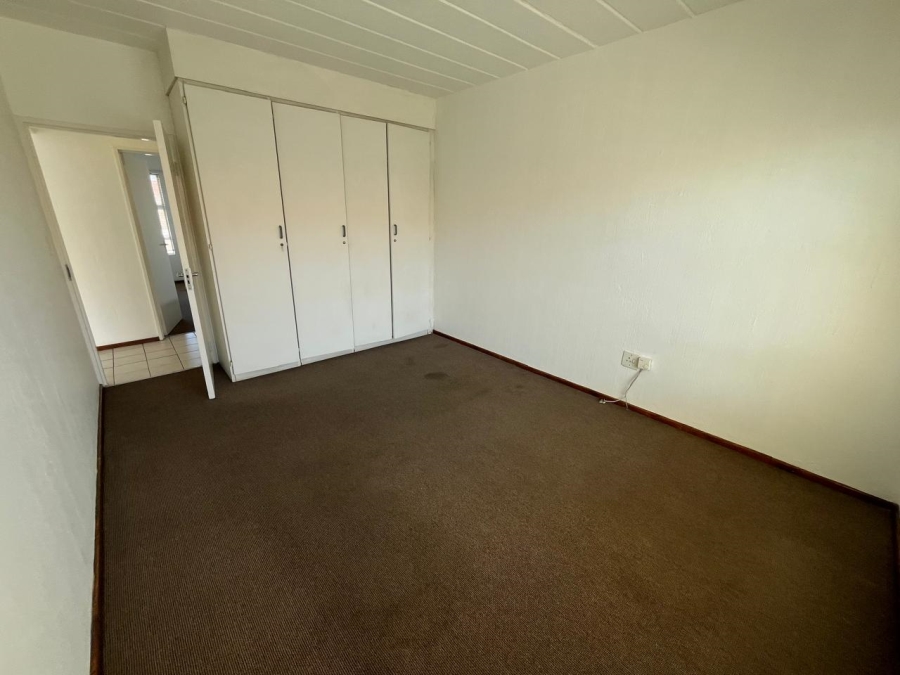 2 Bedroom Property for Sale in New Redruth Gauteng
