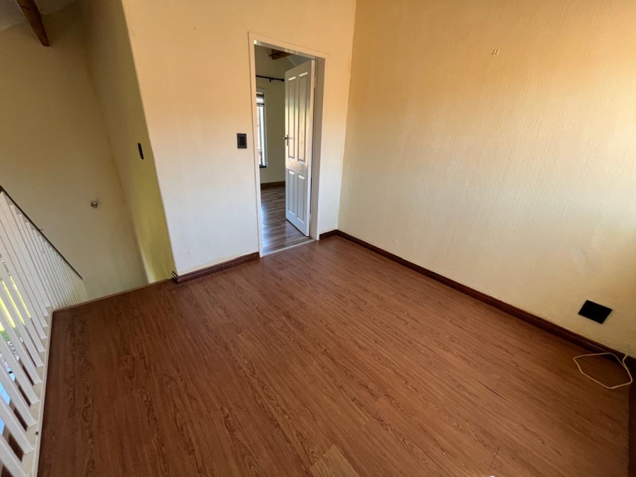 3 Bedroom Property for Sale in Bassonia Gauteng
