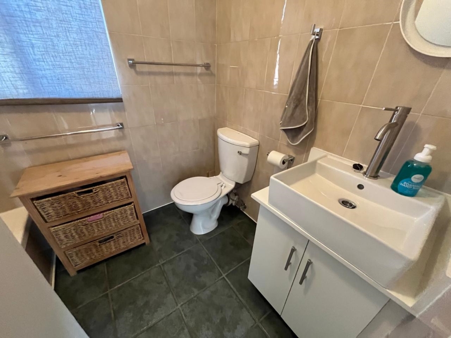 3 Bedroom Property for Sale in Bassonia Gauteng
