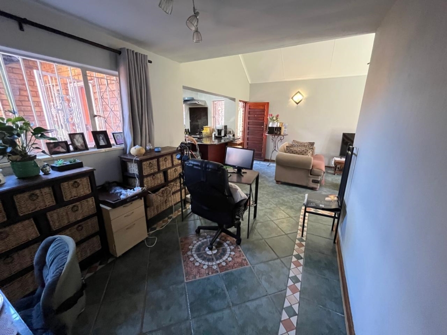 2 Bedroom Property for Sale in Bassonia Gauteng