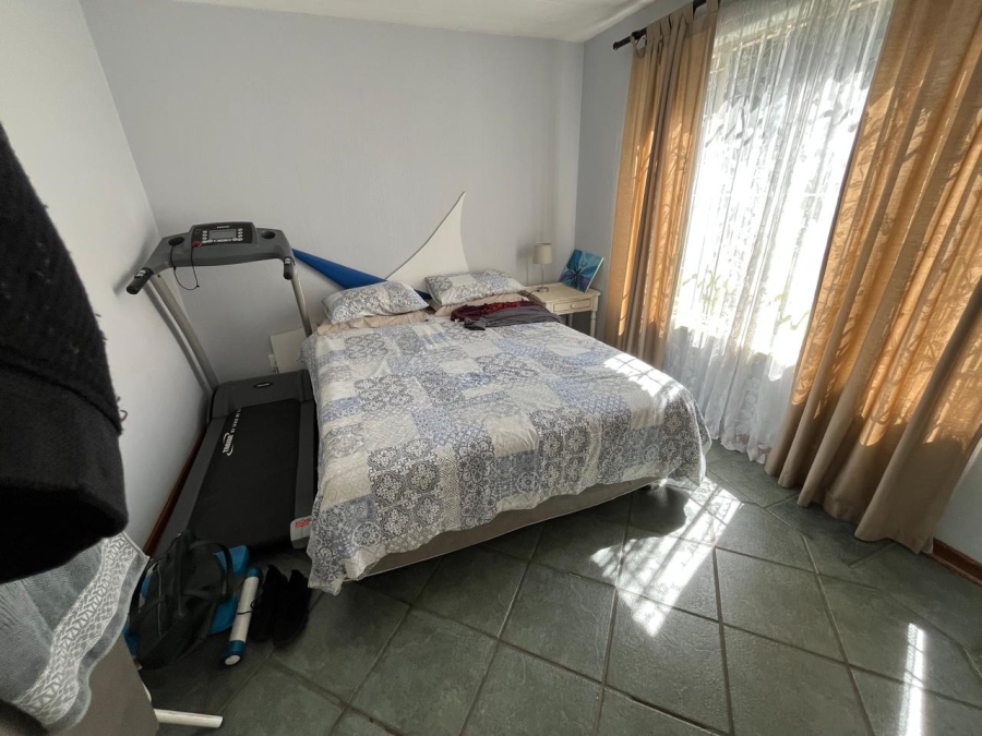 2 Bedroom Property for Sale in Bassonia Gauteng