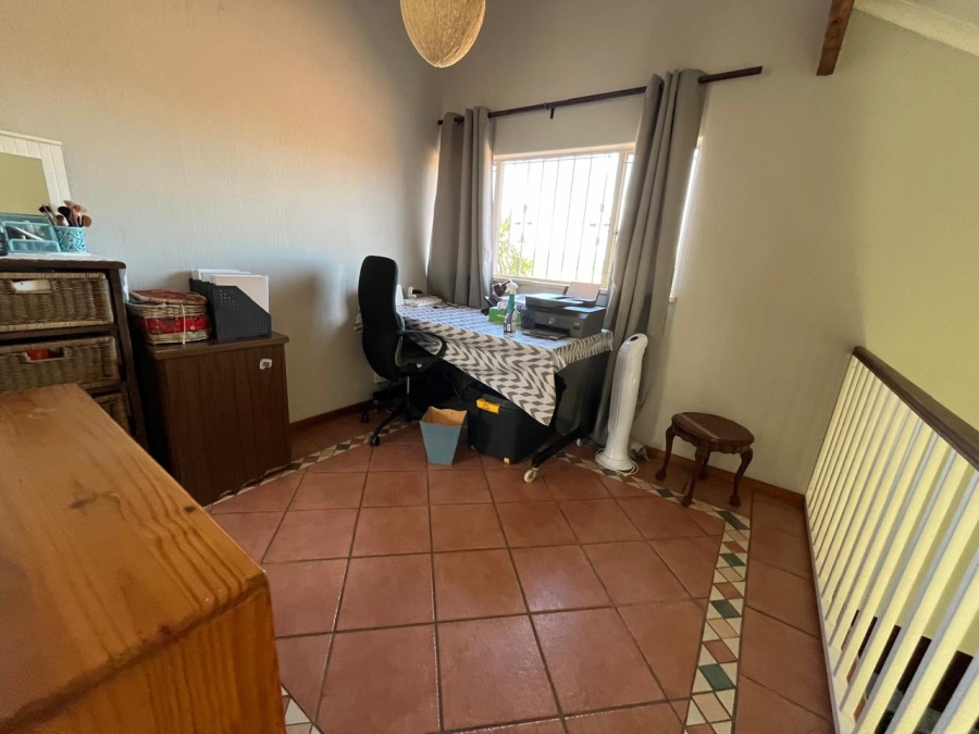 2 Bedroom Property for Sale in Bassonia Gauteng