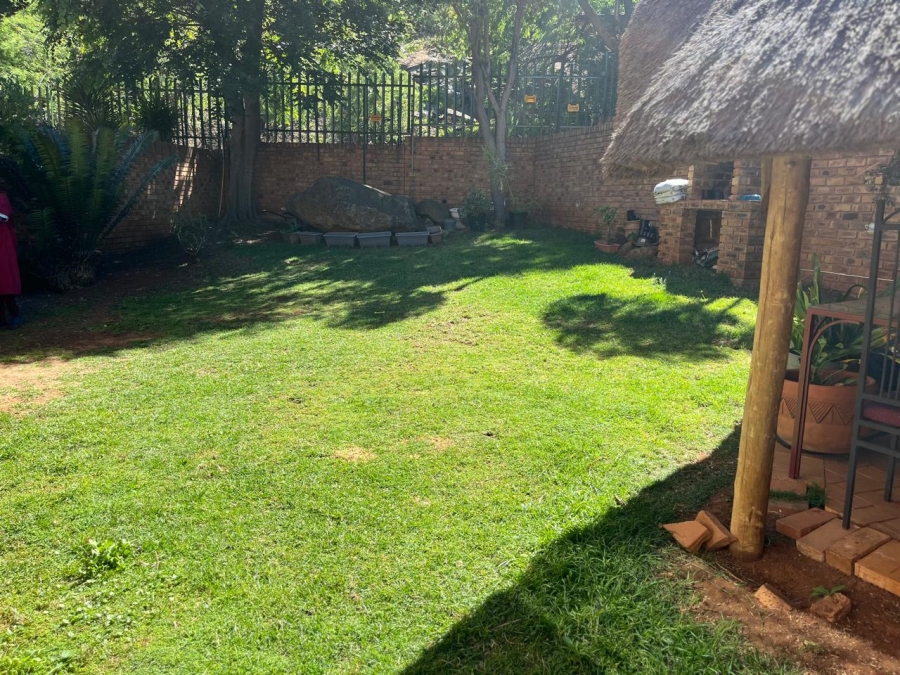 2 Bedroom Property for Sale in Bassonia Gauteng