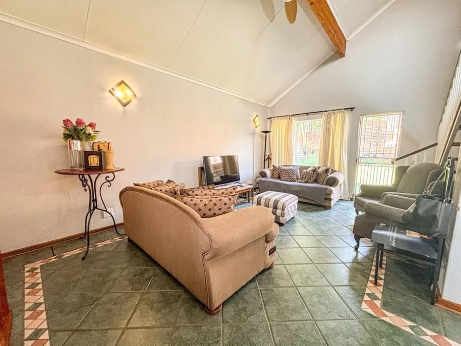 2 Bedroom Property for Sale in Bassonia Gauteng
