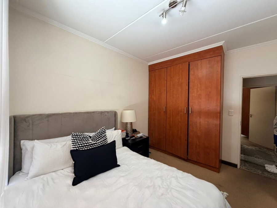 To Let 2 Bedroom Property for Rent in Sunninghill Gauteng