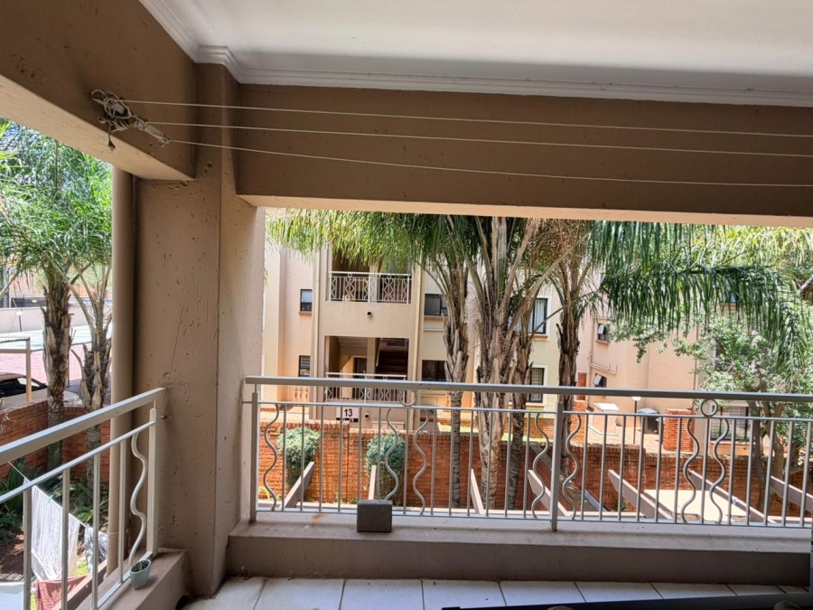 To Let 2 Bedroom Property for Rent in Sunninghill Gauteng