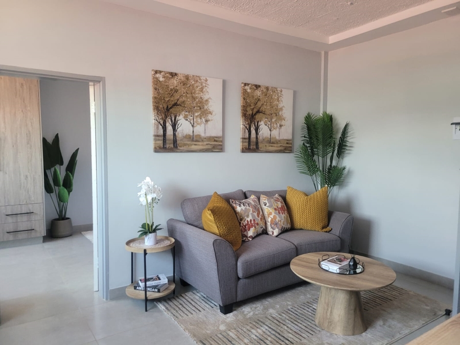 To Let 1 Bedroom Property for Rent in Fairland Gauteng