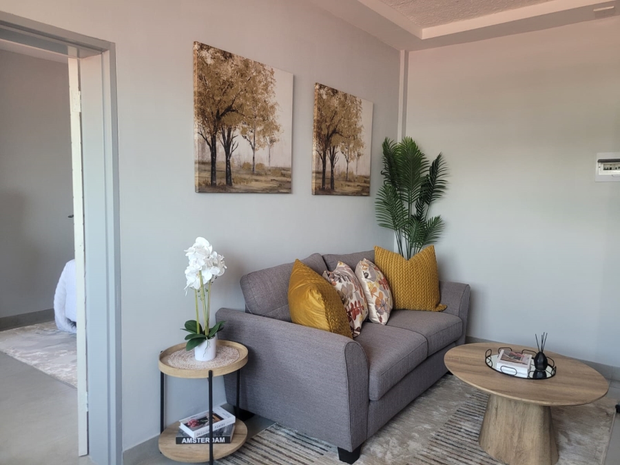 To Let 1 Bedroom Property for Rent in Fairland Gauteng