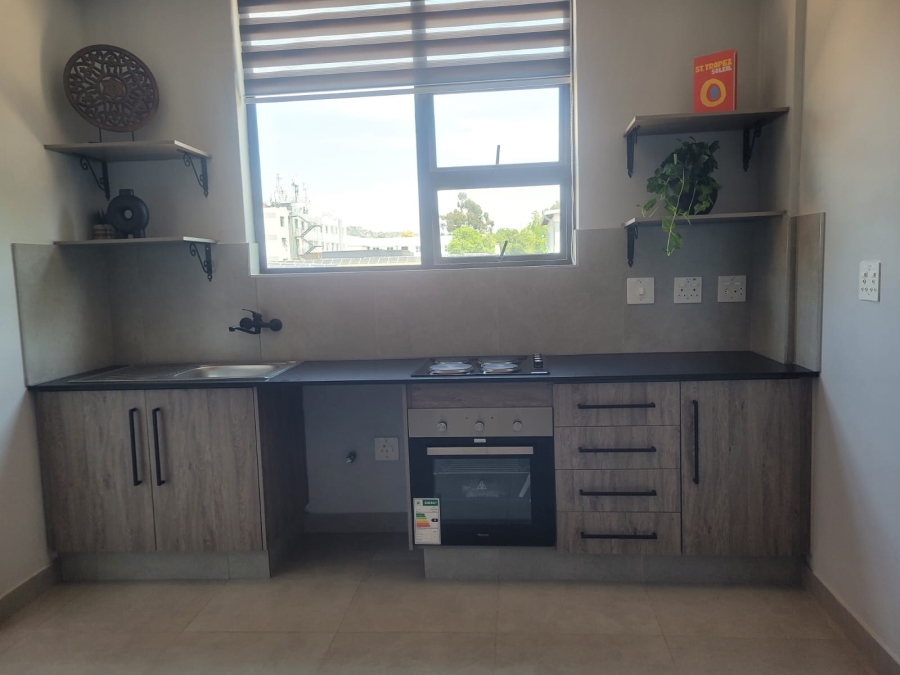 To Let 1 Bedroom Property for Rent in Fairland Gauteng