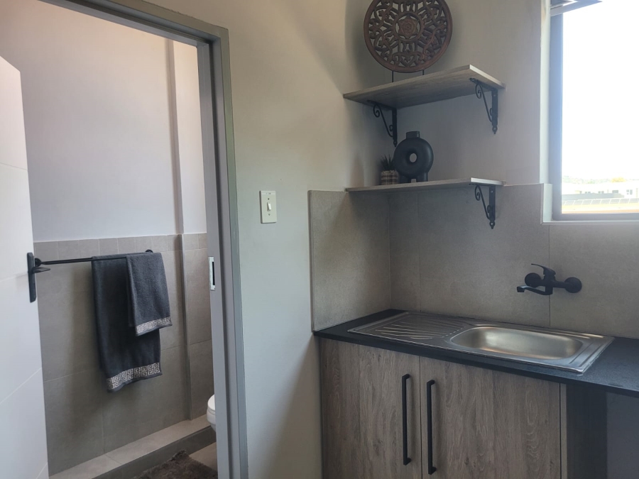To Let 1 Bedroom Property for Rent in Fairland Gauteng