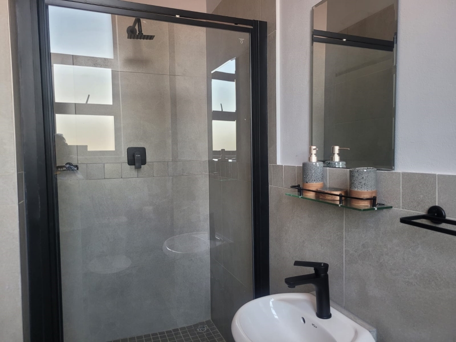 To Let 1 Bedroom Property for Rent in Fairland Gauteng
