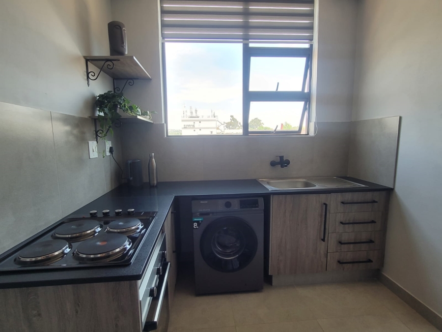To Let 1 Bedroom Property for Rent in Fairland Gauteng