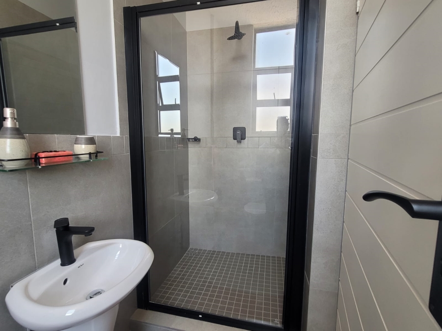 To Let 1 Bedroom Property for Rent in Fairland Gauteng