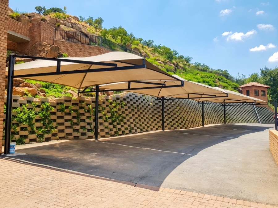 2 Bedroom Property for Sale in Oakdene Gauteng