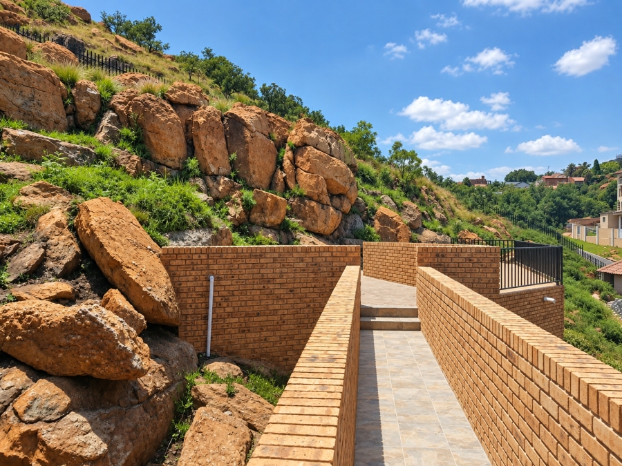 2 Bedroom Property for Sale in Oakdene Gauteng