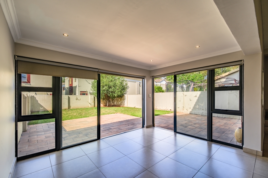 3 Bedroom Property for Sale in Equestria Gauteng