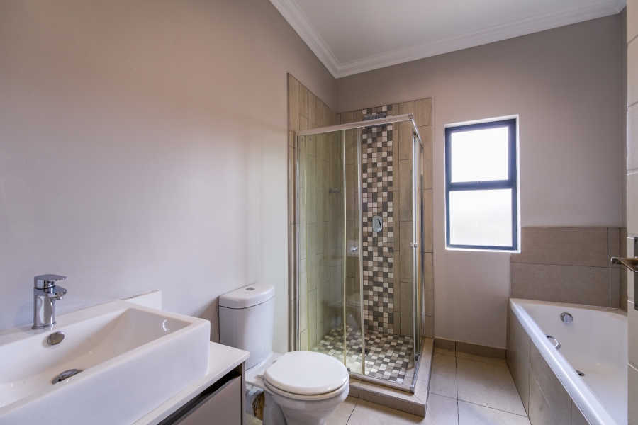 3 Bedroom Property for Sale in Equestria Gauteng