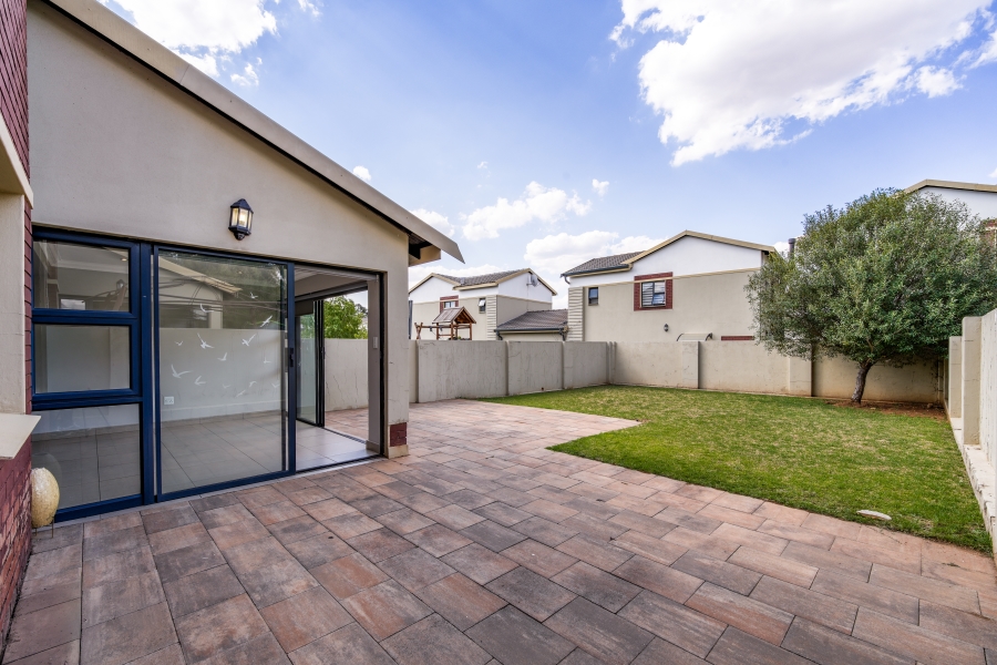 3 Bedroom Property for Sale in Equestria Gauteng