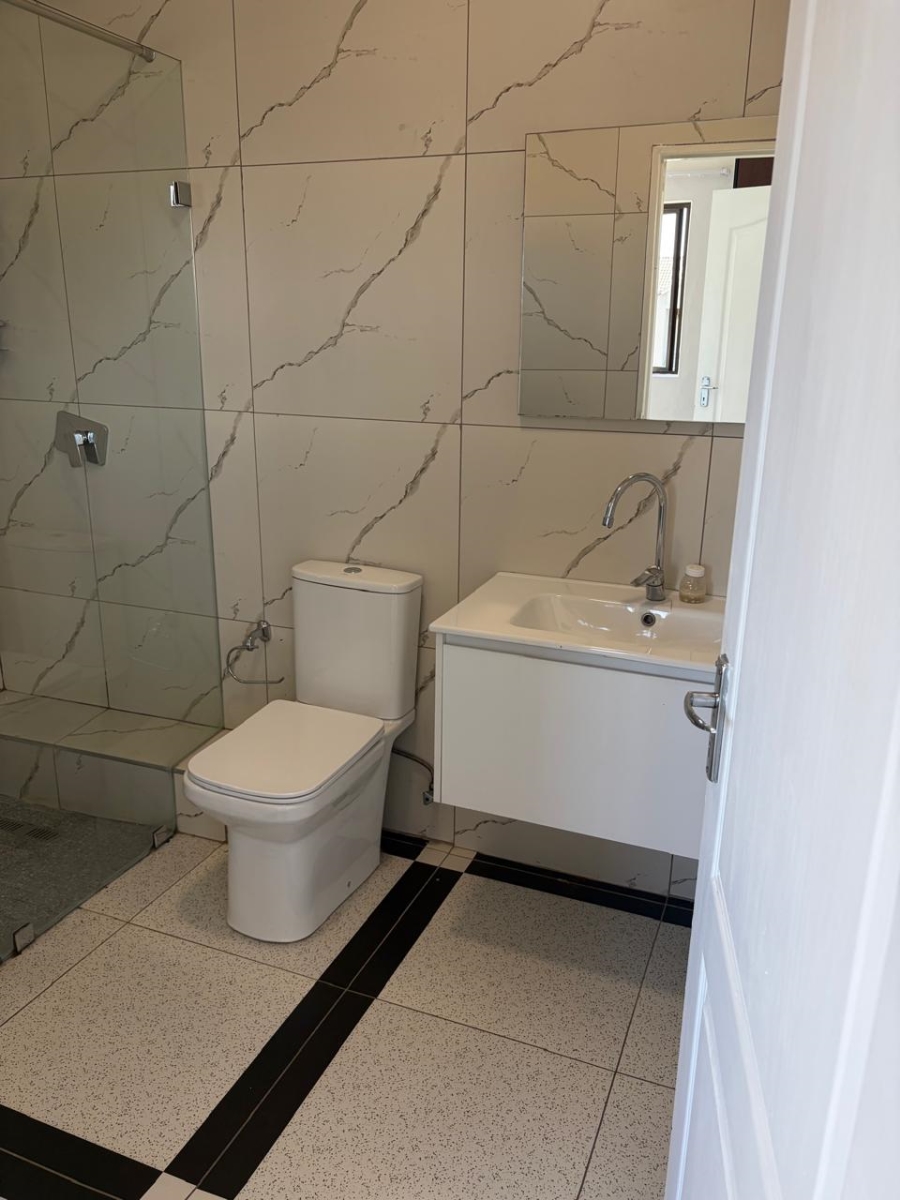 1 Bedroom Property for Sale in Noordwyk Gauteng
