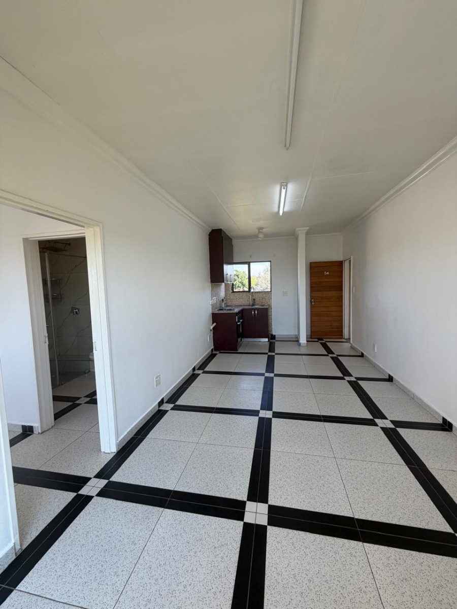 1 Bedroom Property for Sale in Noordwyk Gauteng