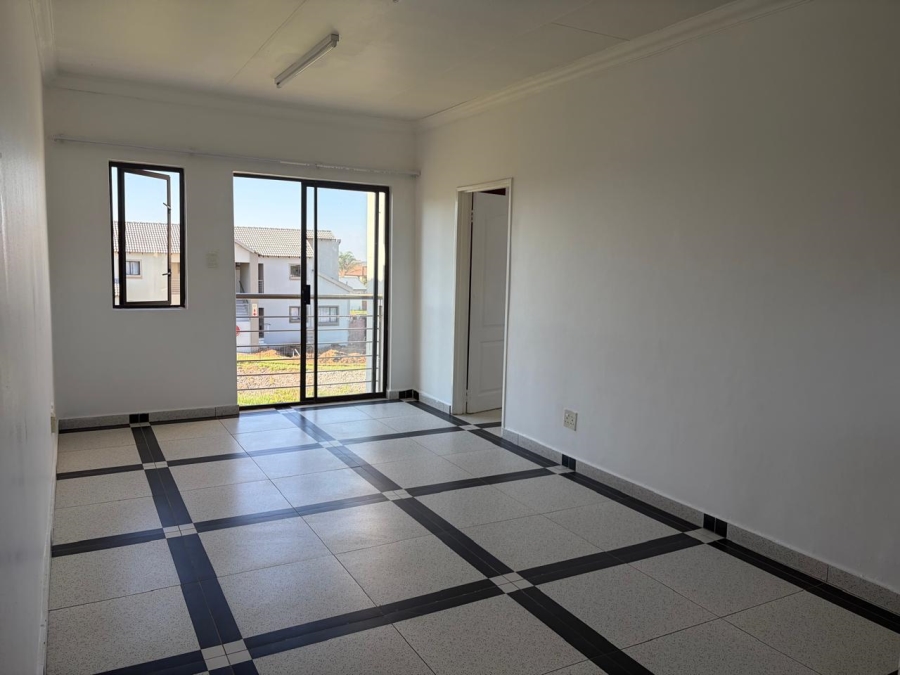 1 Bedroom Property for Sale in Noordwyk Gauteng