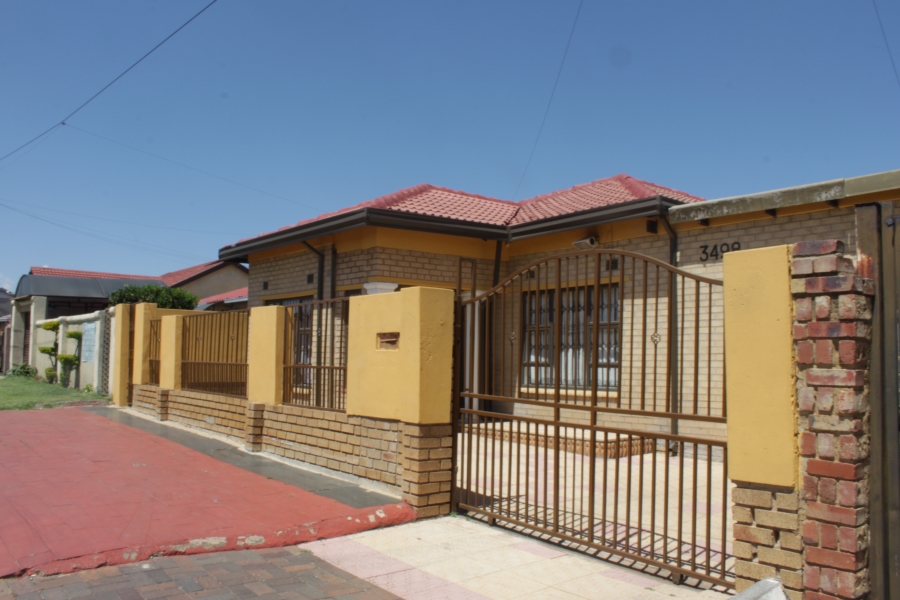 2 Bedroom Property for Sale in Pimville Gauteng