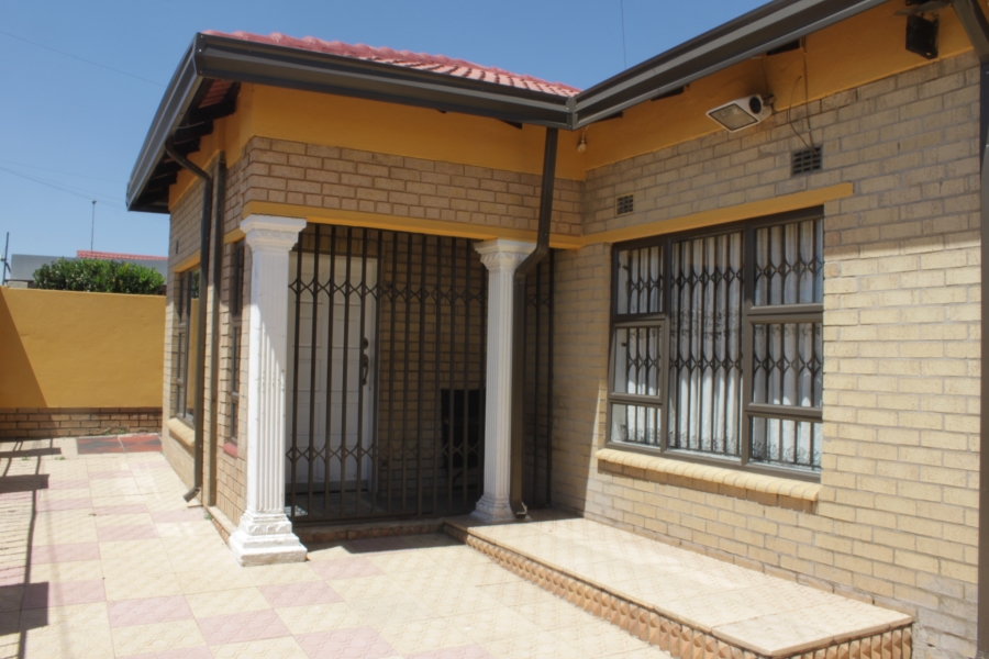 2 Bedroom Property for Sale in Pimville Gauteng