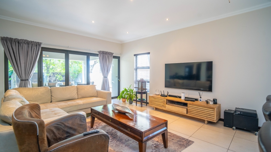 To Let 3 Bedroom Property for Rent in Stone River Estate Gauteng